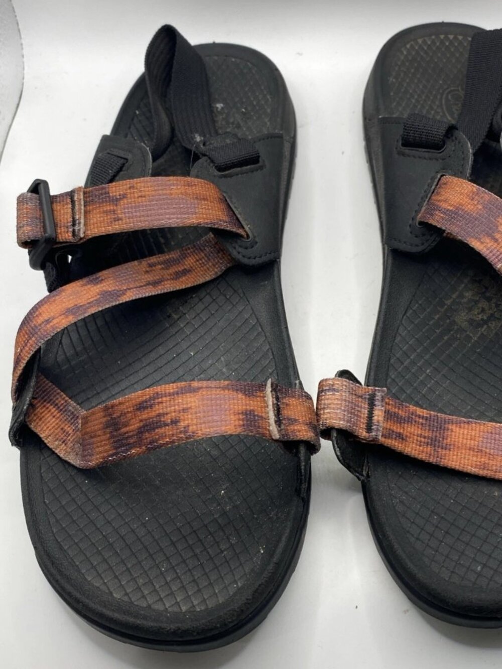 Chaco Lowdown Sandal Women's 10 Faded Sparrow Orange Purple EUC - Picture 1 of 9
